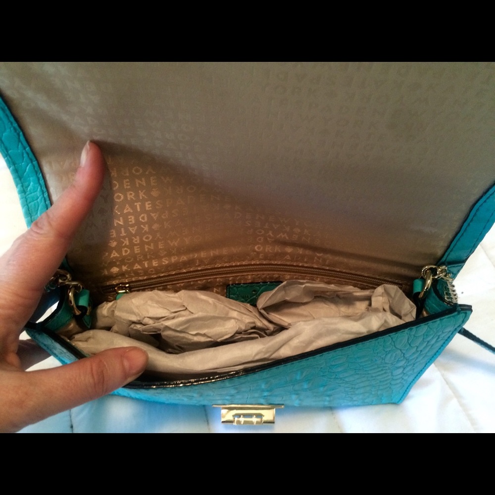 Kate Spade turquoise purse - Picture 3 of 3